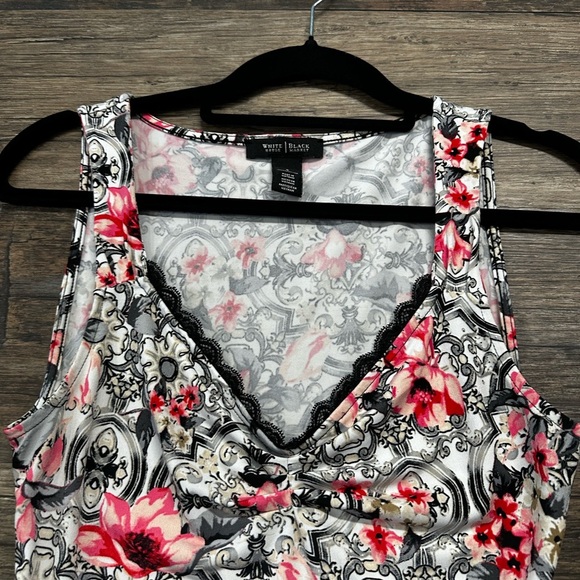 White House Black Market Floral Ruched Tank Top - Picture 5 of 6